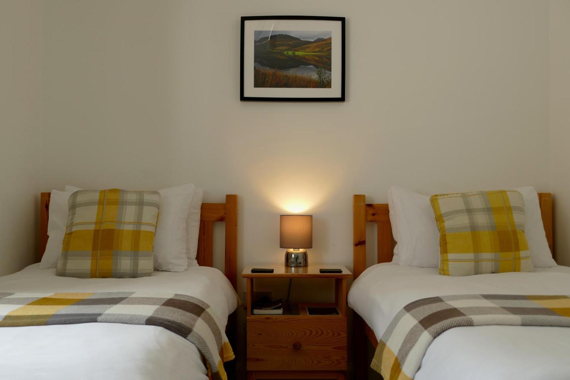 Black Sheep Bunkhouse Fort William Exterior foto